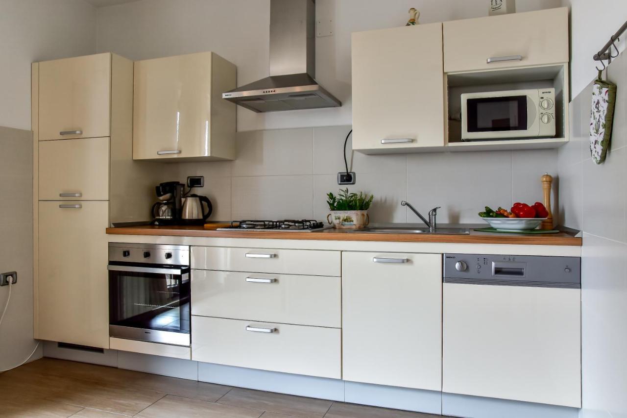 Apartman Grabar Roč Exteriör bild