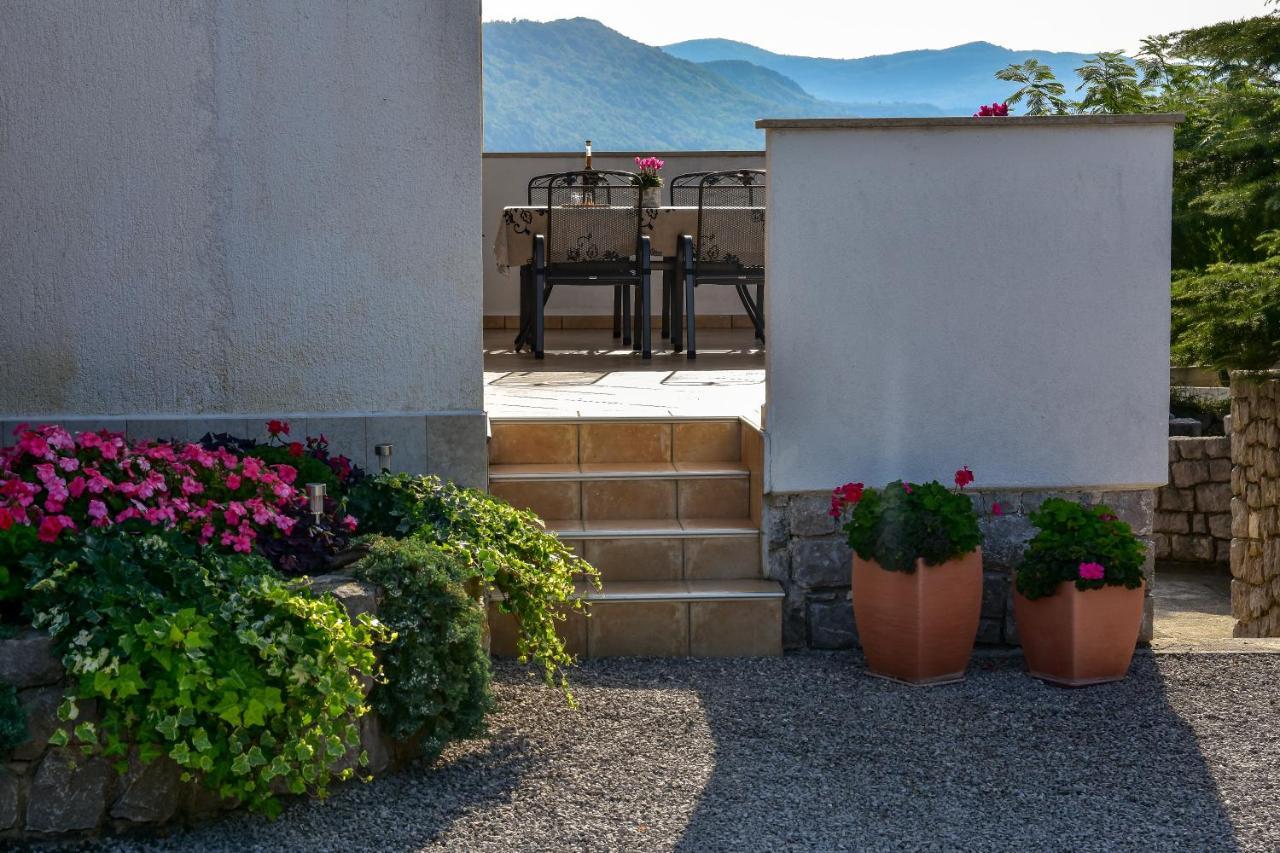 Apartman Grabar Roč Exteriör bild