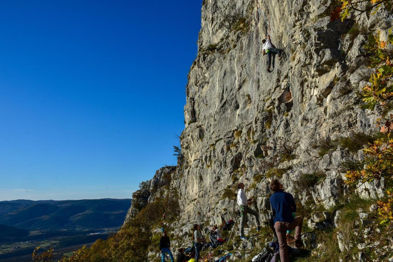 Apartman Grabar Roč Exteriör bild